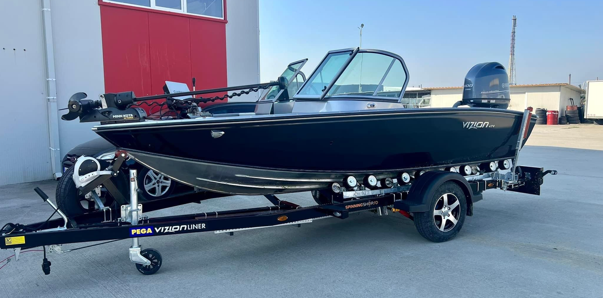 Barca de aluminiu Vizion 470