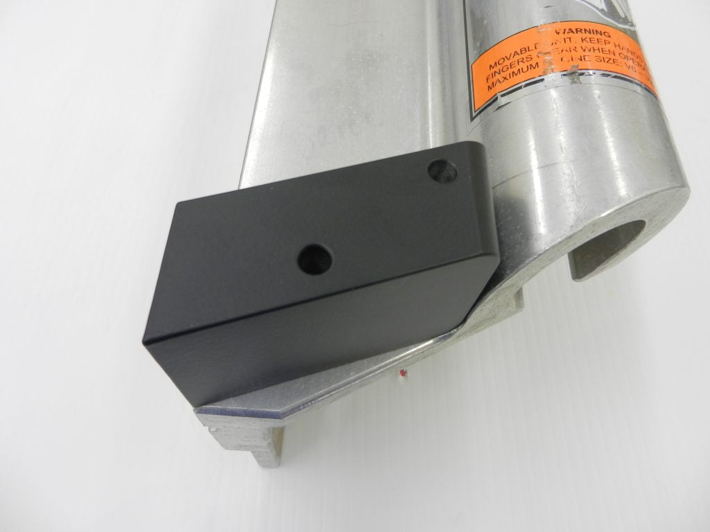 Adaptor L pentru montaj pe Jackplate Atlas 4’’ Combo (cu distanțier solid)