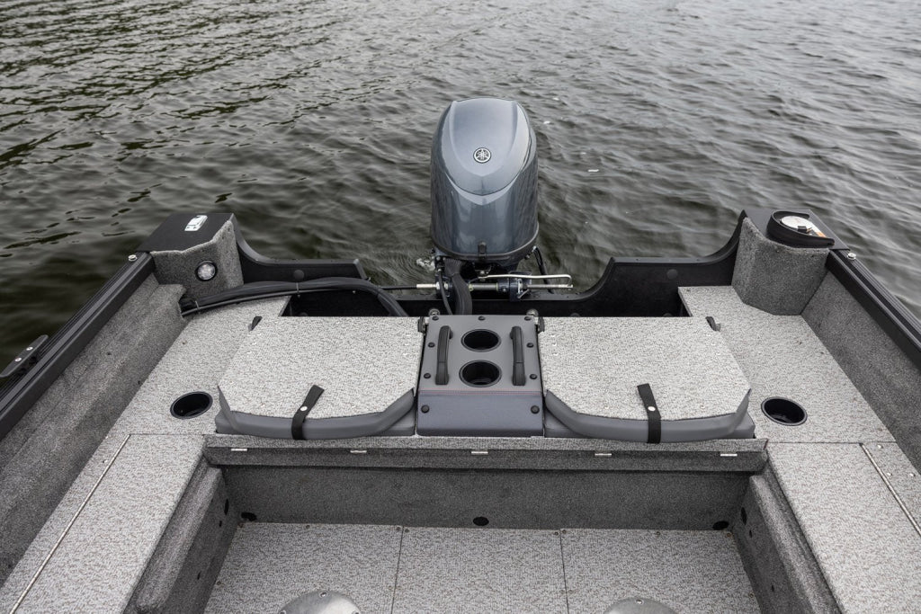 Barca aluminiu AlumaCraft Classic 165 CS Side Console