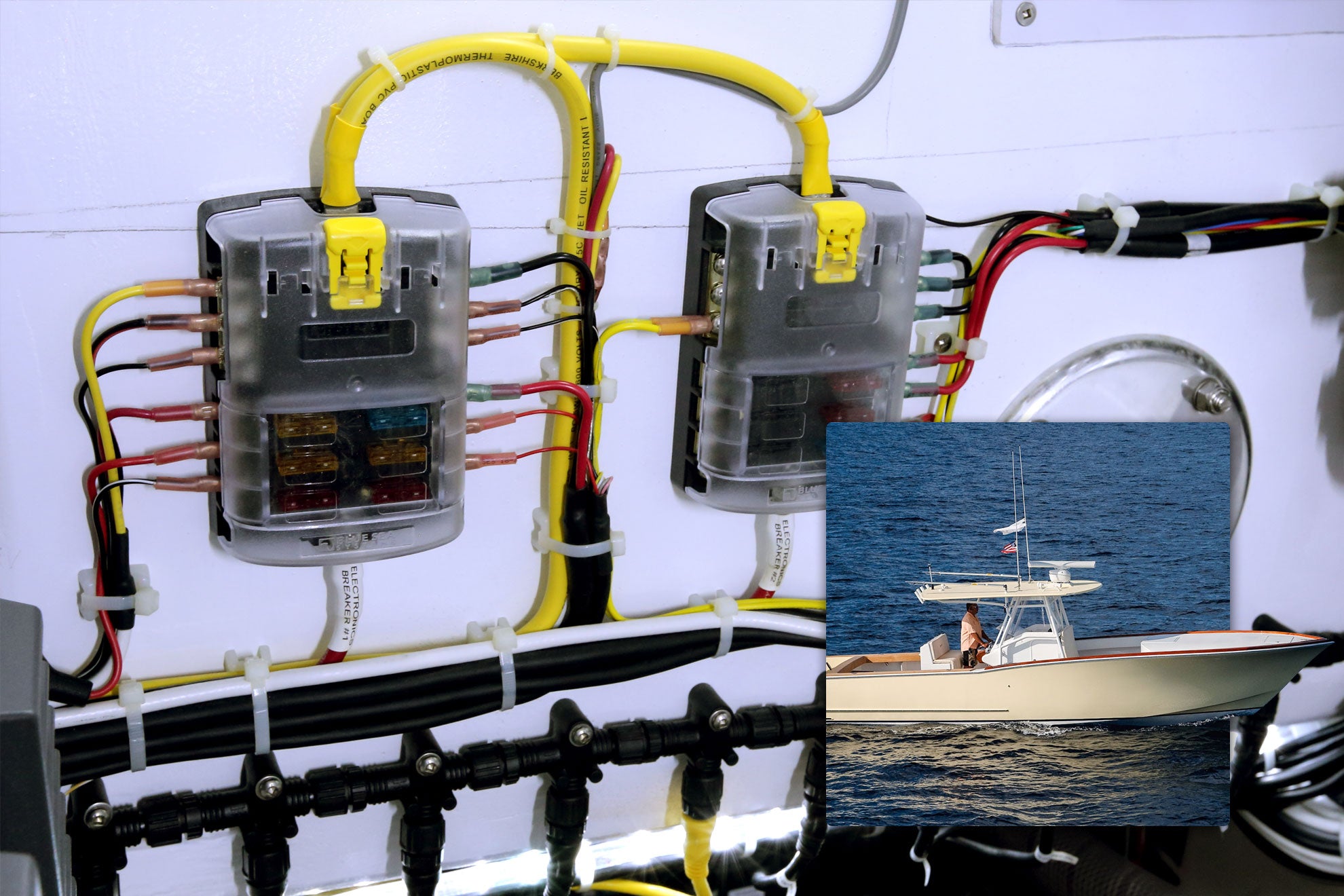Panou sigurante marin Blue Sea Systems Blade ST - 6 circuite cu capac si BUS negativ