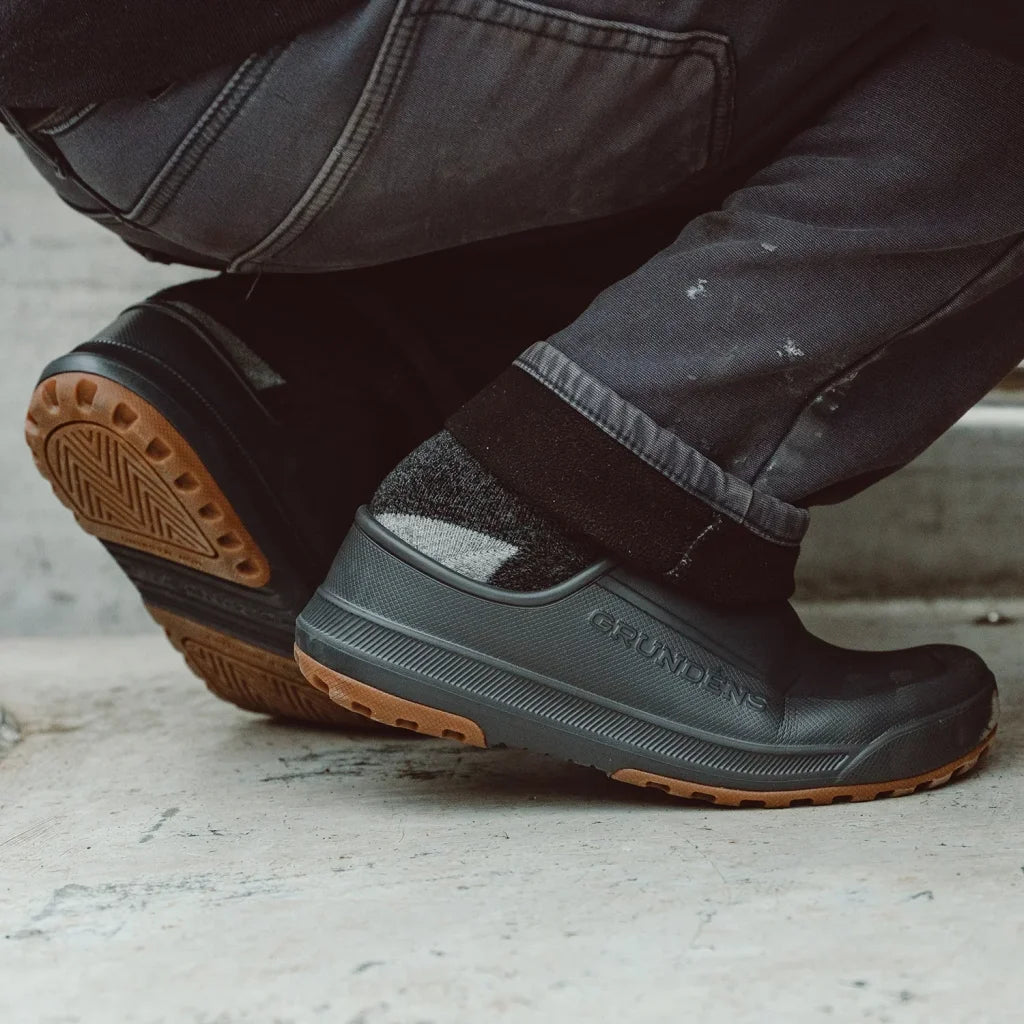 Papuci Grundens Fish-On Slip-On Otter