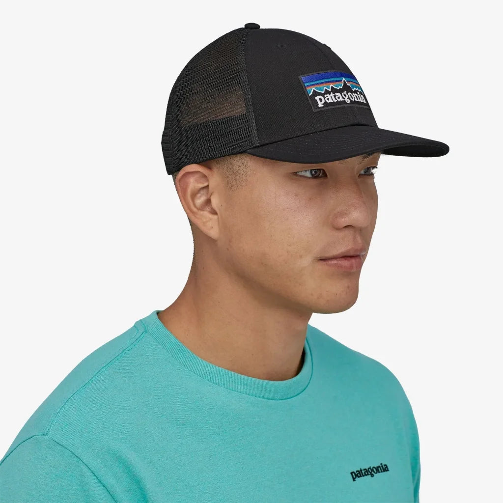 Sapca Patagonia P-6 Logo Lopro Trucker Black