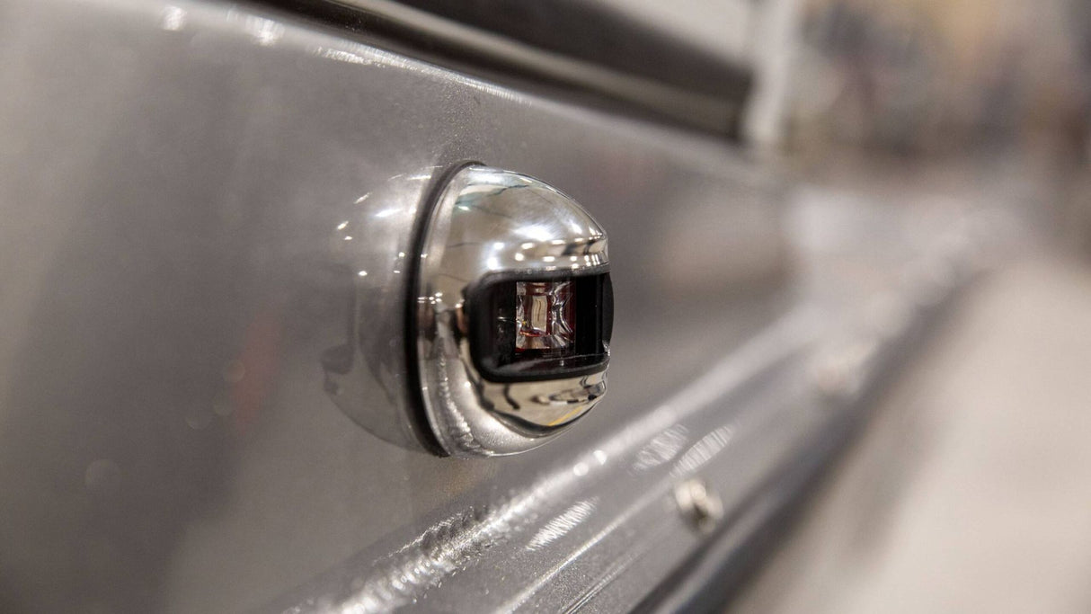 Barca de aluminiu Vizion 470 PRO