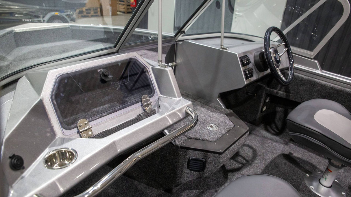 Barca de aluminiu Vizion 470 PRO