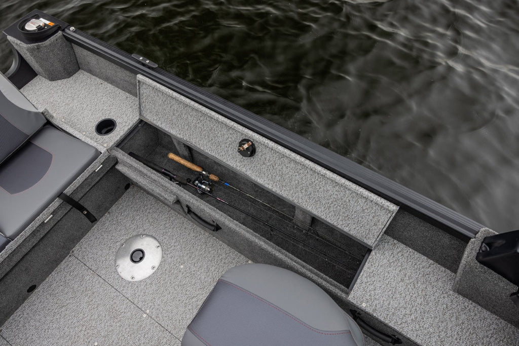 Barca aluminiu AlumaCraft Classic 165 CS Side Console