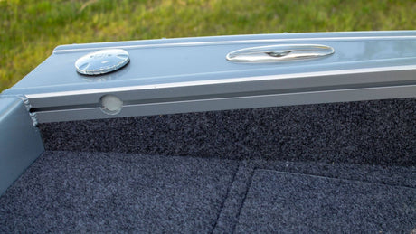 Barca de aluminiu Vizion 470