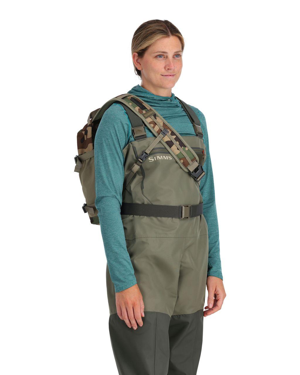 Geanta SIMMS Tributary Sling Pack Woodland Camo