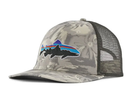 Sapca Patagonia Unisex Fitz Roy Trout Trucker Cliffs And Waves: Natural