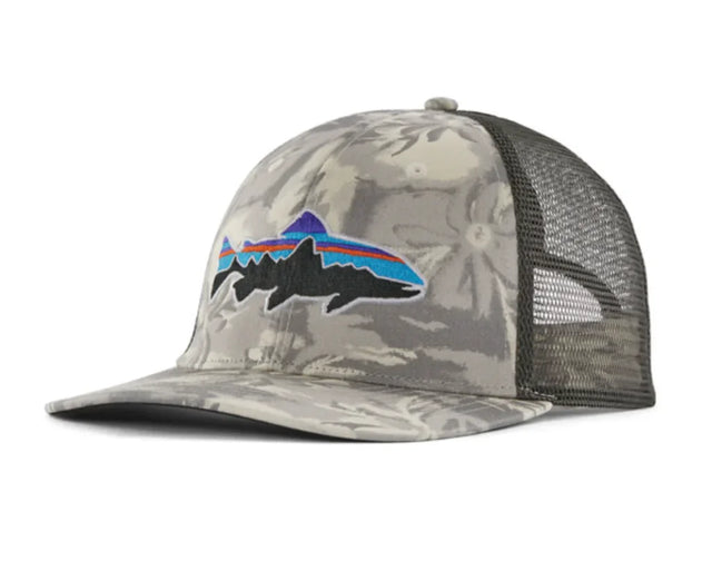 Sapca Patagonia Unisex Fitz Roy Trout Trucker Cliffs And Waves: Natural
