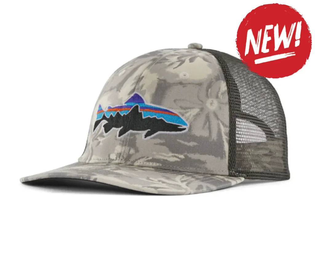 Sapca Patagonia Unisex Fitz Roy Trout Trucker Cliffs And Waves: Natural