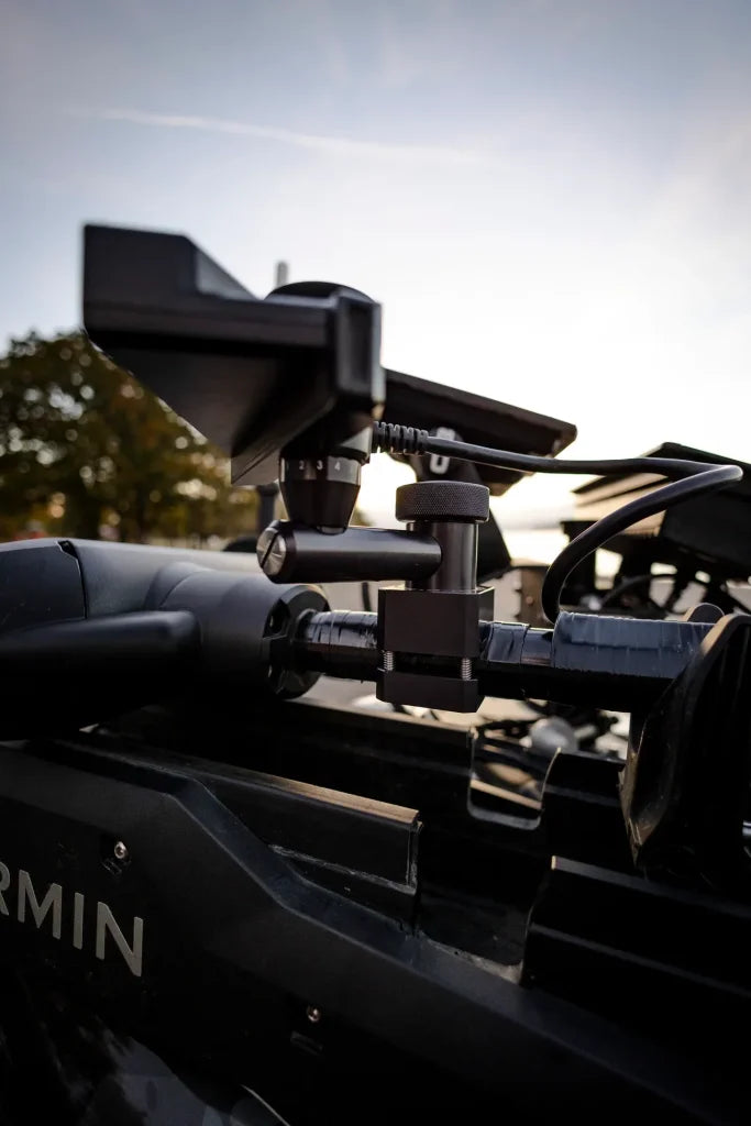 Suport BeatDown Outdoors montare pe ax grade pentru Garmin